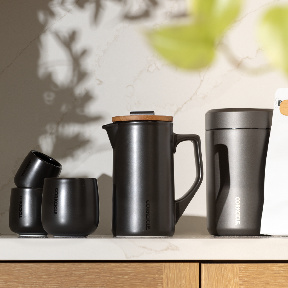 ceramic-french-press-j7 FP_Lifestyle2.png