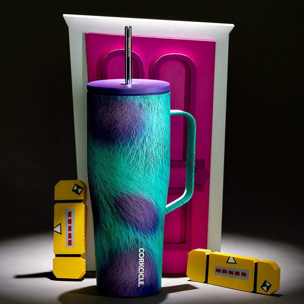 disney-pixar-cold-cup-xl-m4 MonstersInc-Lifestyle-PDP2.jpg